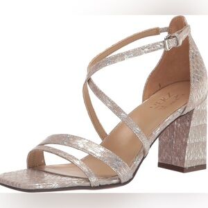 NATURALIZER Tiff Ankle Strap Sandals